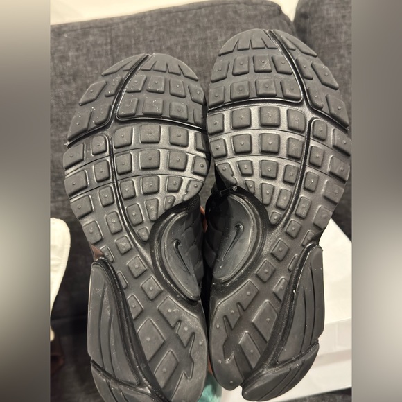 Nike Air Presto GS Triple Black Blackout 833875-003 Running Size 6y Womens 7.5 - Picture 15 of 15